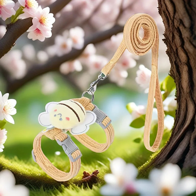 Cat Harness Set with Anti-Escape Leash, H-Shaped Red Adjustable Harness for Cats